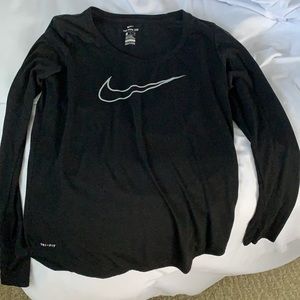 nike long sleeve